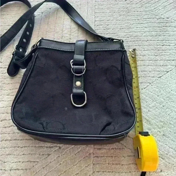 Chaps crossbody purse black - Picture 2 of 8